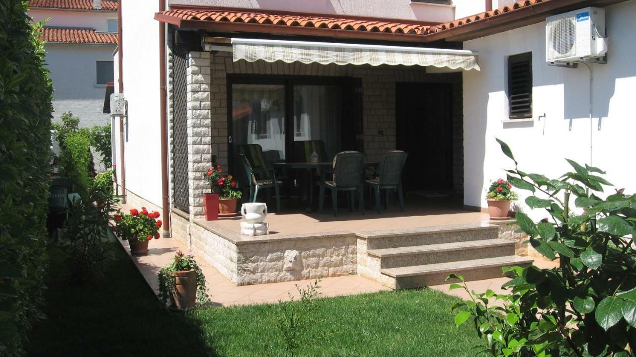 Apartments Grozdanic 法扎纳 外观 照片